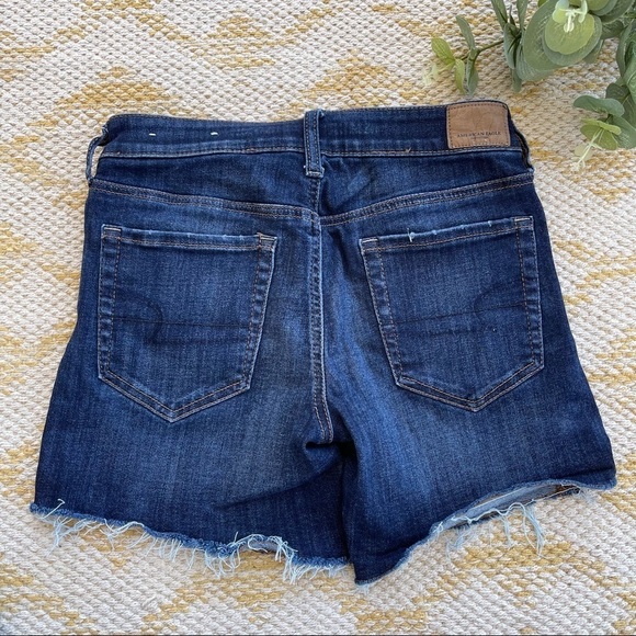 American Eagle dark wash midi shorts - Picture 5 of 5